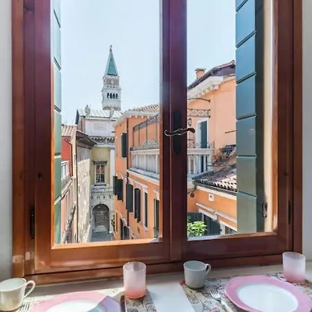 Incredible Location In San Marco's Square, アパート *